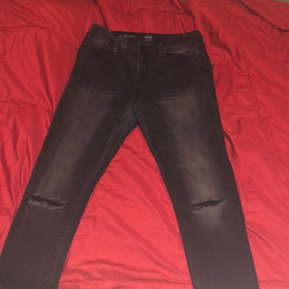 Faded ripped black jegging jeans